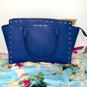 💙 Brand New Michael Kors Blue Studded Bag